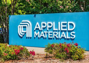 Applied Materials stock forms a rare bullish pattern ahead of earnings